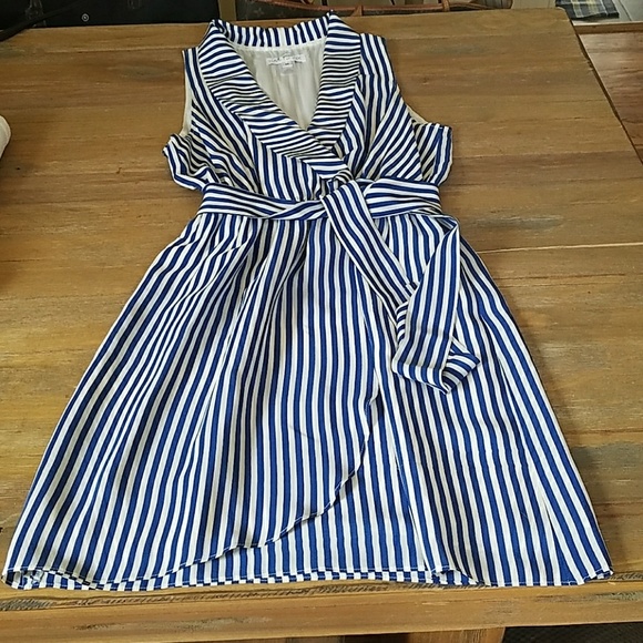 Kara Janx Dress - Picture 1 of 2